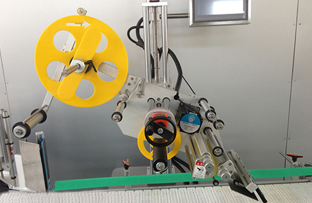 紙箱平側面貼標機