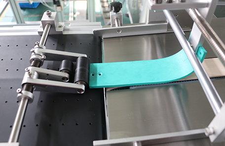 袋子分頁貼標機