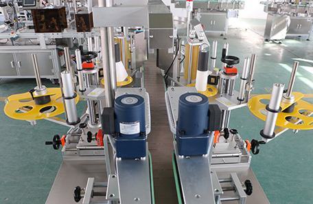 雙面定點定位貼標機