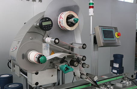 翻蓋盒子上下面貼標機