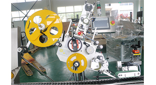 蘇州自動貼標(biāo)機(jī)的特點！