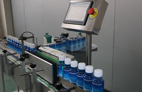 圓瓶貼標(biāo)機(jī)